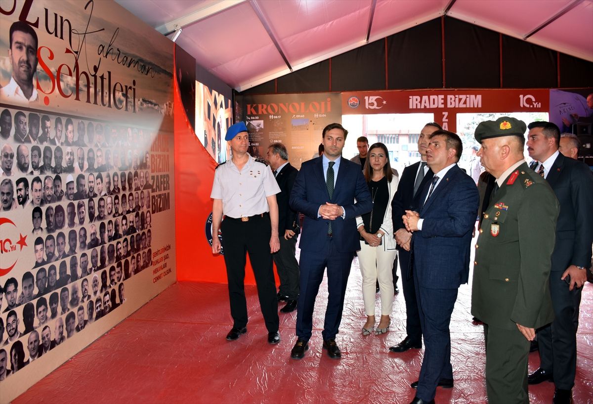 Vali Sarıibrahim'den 'İrade Bizim, Zafer Bizim' Çadırına Ziyaret
