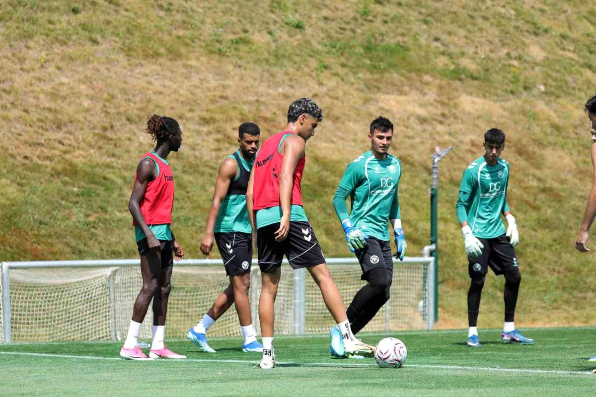 Konyaspor, Slovenya kampındaki hazırlıklarını sürdürüyor