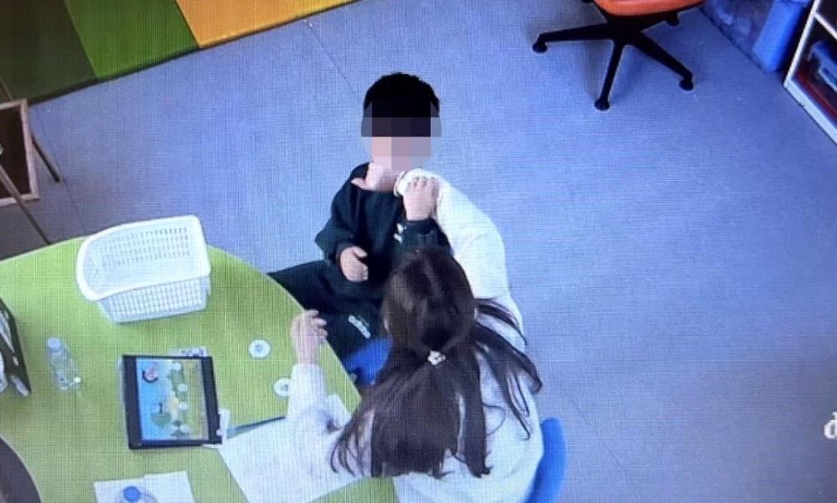 Mersin'de otizmli çocuğa darp davasında sanığın tutukluluk haline devam kararı
