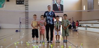 Milli badmintoncu Cemre, farklı branşlarda sporcular yetiştirmek için iller arası mekik dokuyor