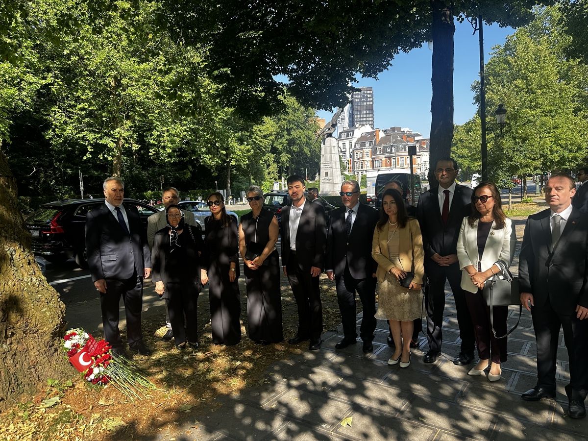 Şehit Diplomat Dursun Aksoy Brüksel'de Anıldı