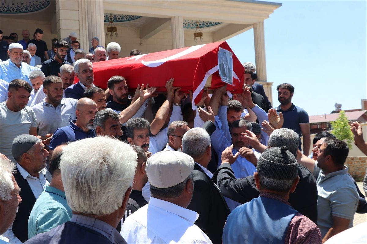 Şirvan Belediye Başkanı Necat Cellek'in cenazesi toprağa verildi