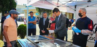Uşak'ta hastane bahçesinde çorba ikramı başladı