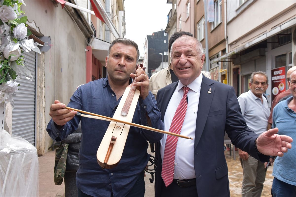 Zafer Partisi Genel Başkanı Özdağ, Giresun'da ziyaretlerde bulundu
