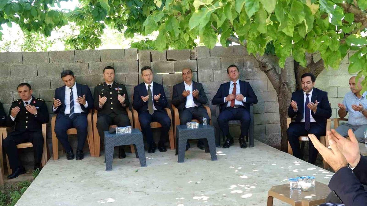 FETÖ darbe girişiminde şehit olan polis Halil Hamuryen Van'da anıldı