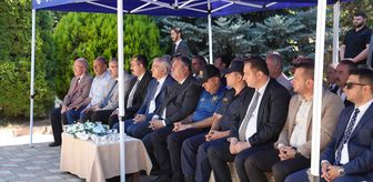 FETÖ'nün darbe girişiminde şehit Ömer Takdemir kabri başında anıldı