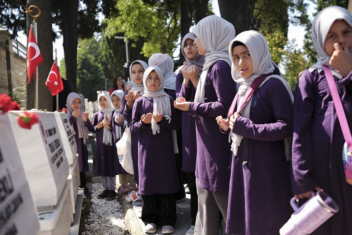 15 Temmuz şehitliğinde 10. yıl anma yoğunluğu
