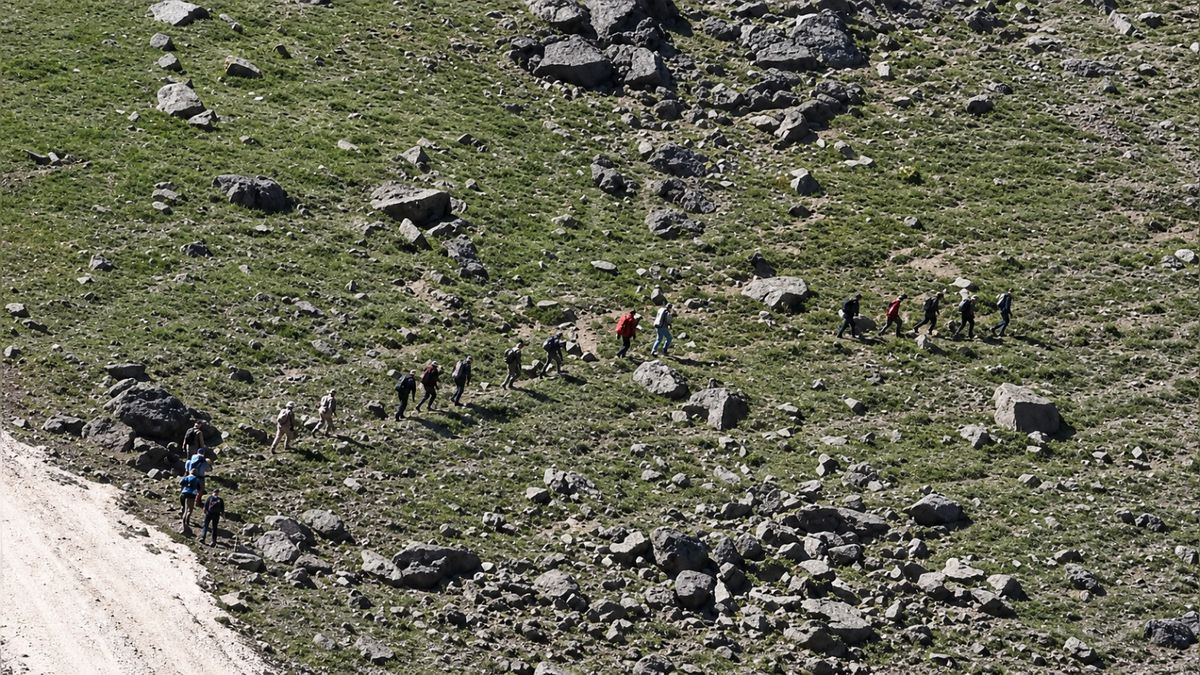 4 bin 135 rakımlı Cilo Sat Dağı'nda kayıp dağcı için arama çalışması başlatıldı