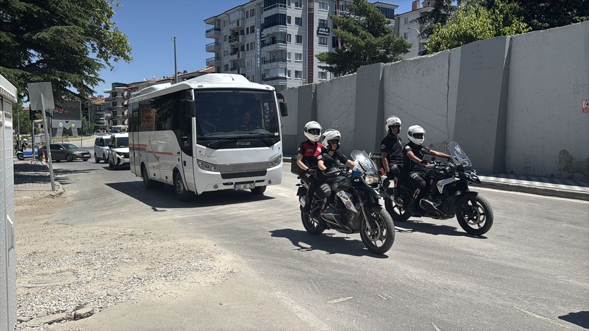 Afyonkarahisar'daki silahlı kavgaya ilişkin 10 şüpheli tutuklandı