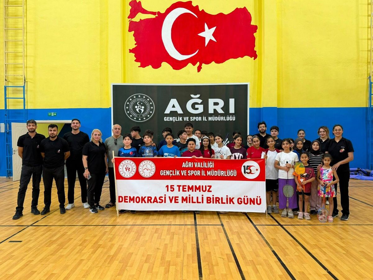 Ağrı'da 15 Temmuz Ruhu Sporla Yaşatıldı: 6 Branşta Turnuva Düzenlendi