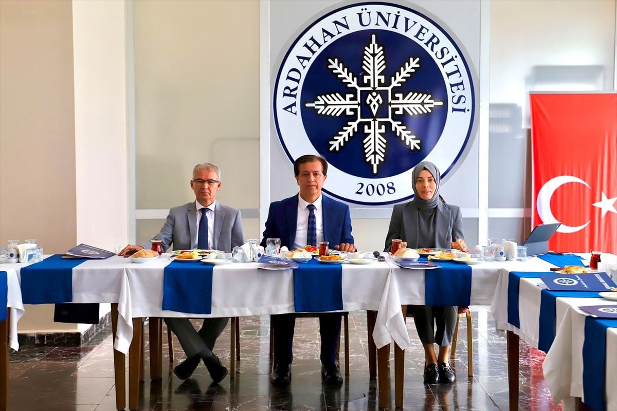 Ardahan Üniversitesi uluslararasılaşma ve yatırımlara odaklandı