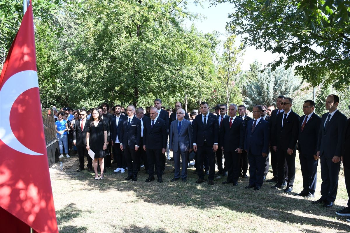 Tiran'da 15 Temmuz Demokrasi Zaferi Anıldı