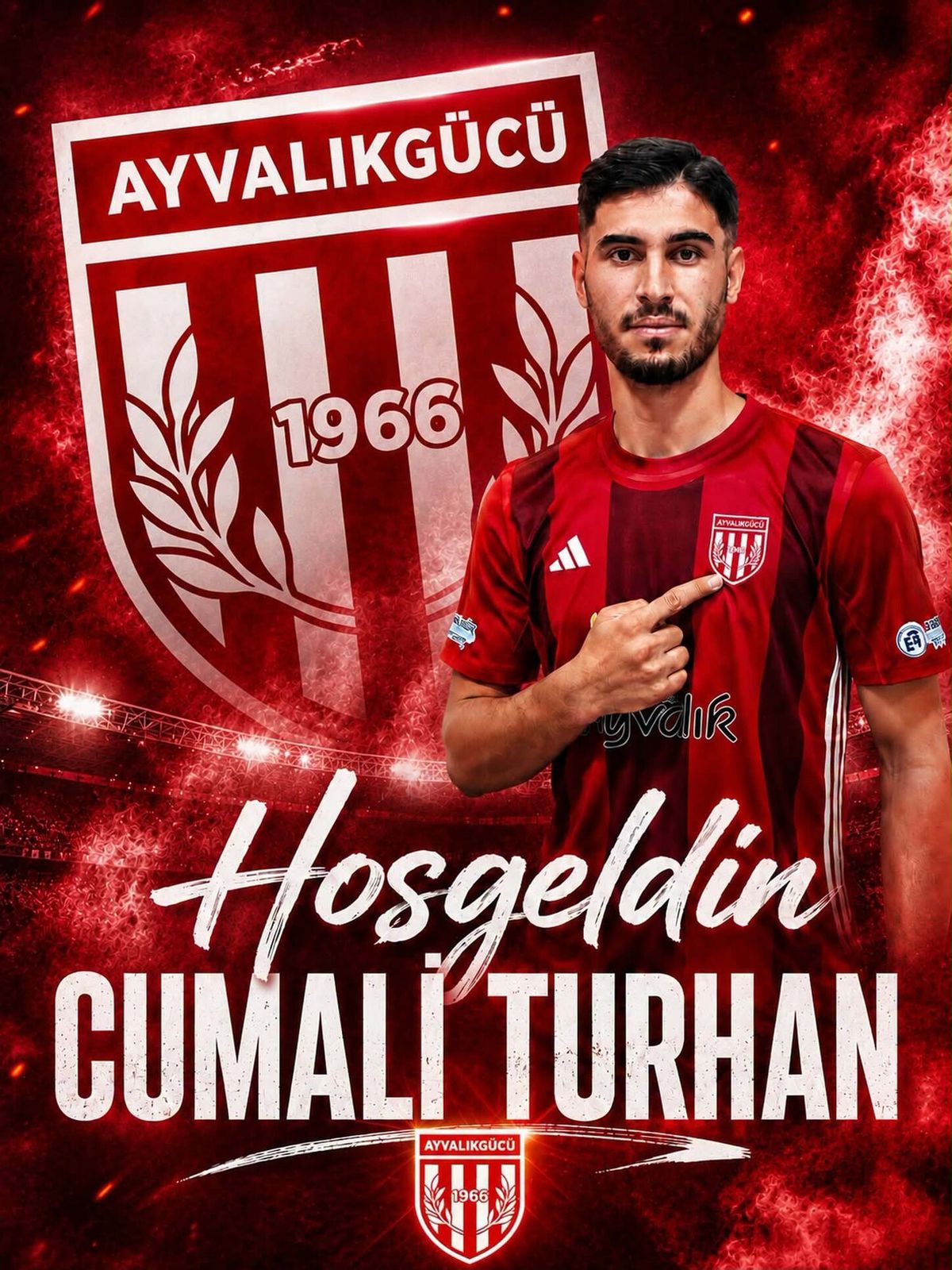 Ayvalıkgücü Belediyespor'un yeni transferleri Cumali Turhan ve Osman Kuzucu