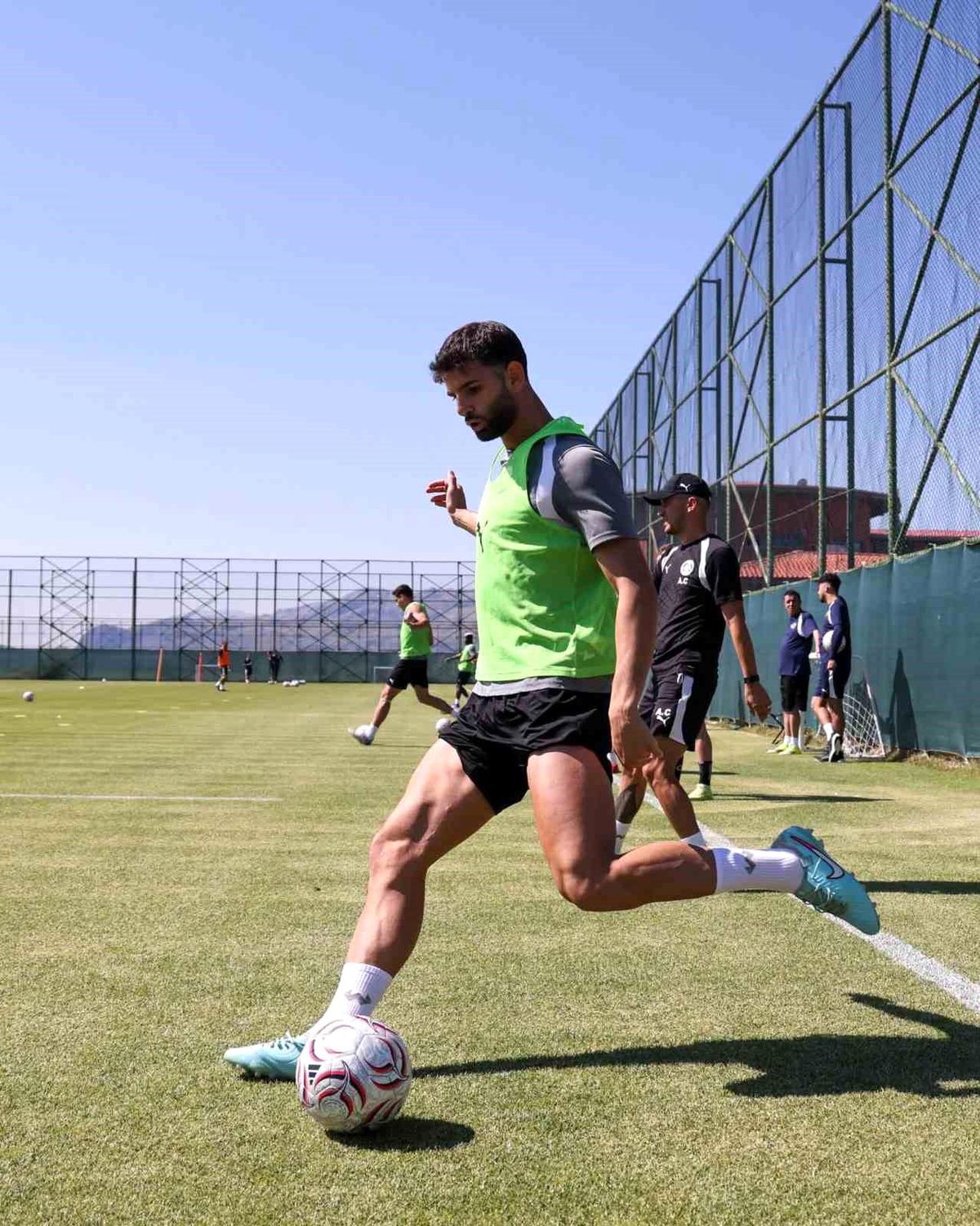 Corendon Alanyaspor yeni sezon hazırlıklarını Burdur'da sürdürüyor