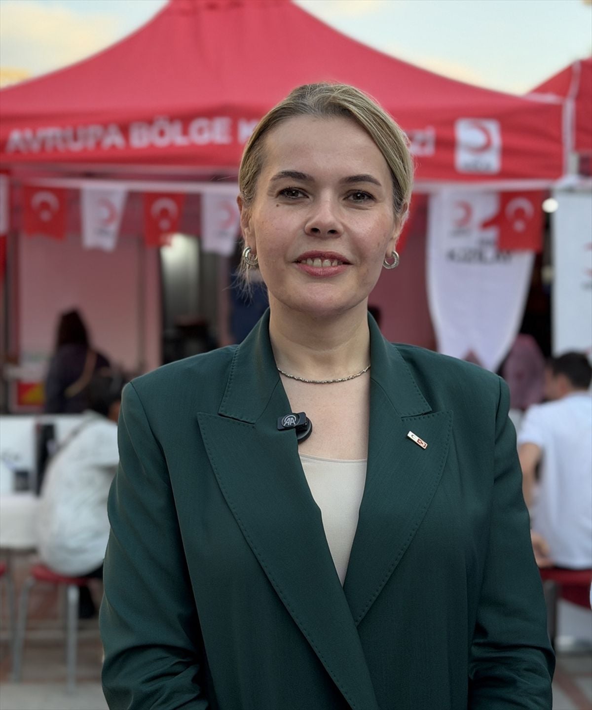 Edirne'de 15 Temmuz Demokrasi ve Milli Birlik Günü anısına düzenlenen kan bağışı kampanyası.