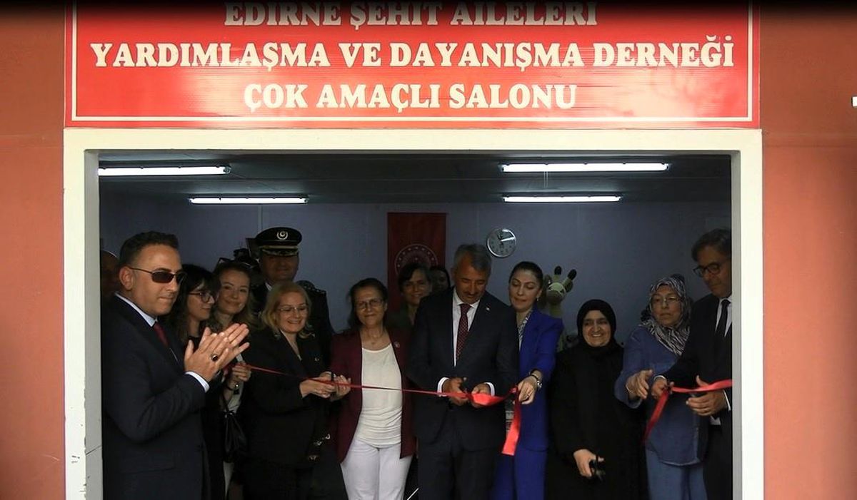 Şehit ailelerinin el emeği sergisi