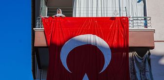 Şehit annesi: Vatan elden gidiyor dedi, gitti dönmedi