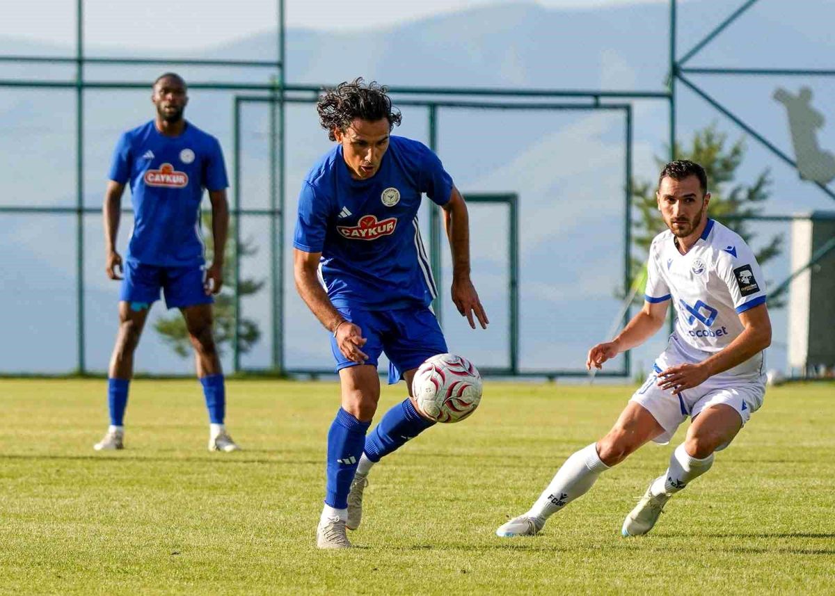 Hazırlık maçı: Çaykur Rizespor: 3 FC Dinamo Batumi: 0