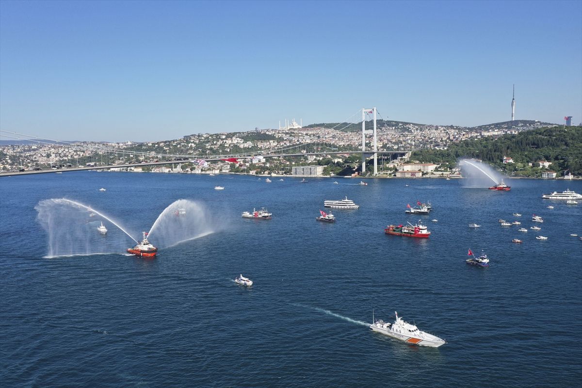 Boğaz'da 15 Temmuz Korteji: 253 Gemiyle Anma