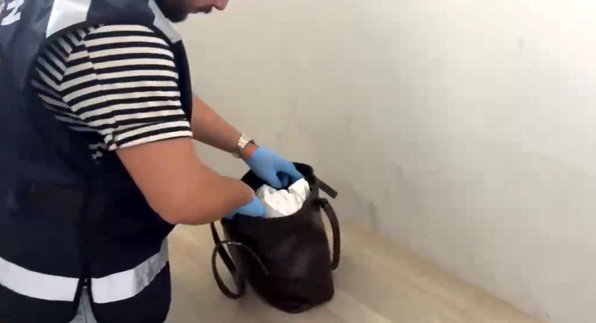 Samsun'da 1 kilo 210 gram metamfetamin ele geçirildi