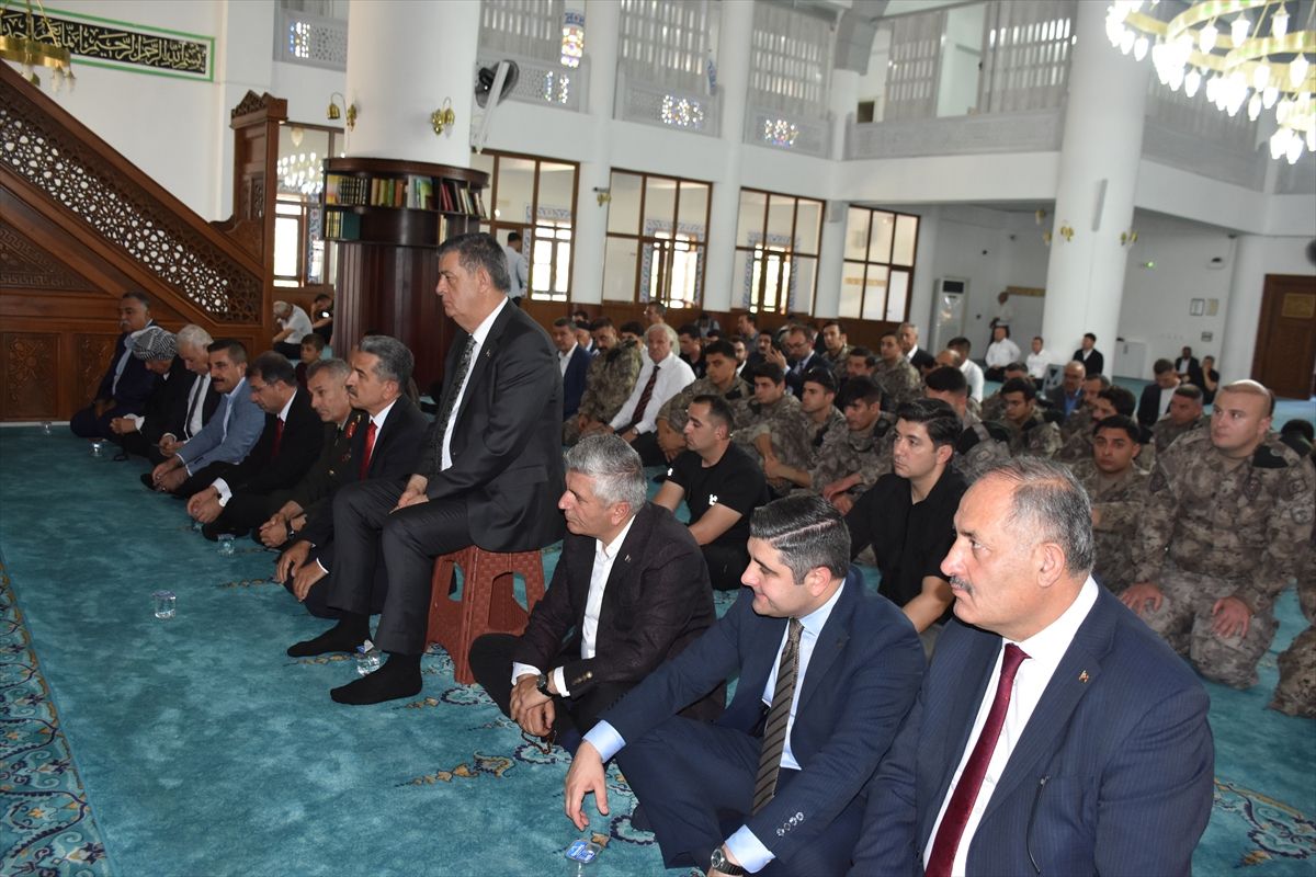 Şırnak ve Bingöl'de şehitler için mevlit
