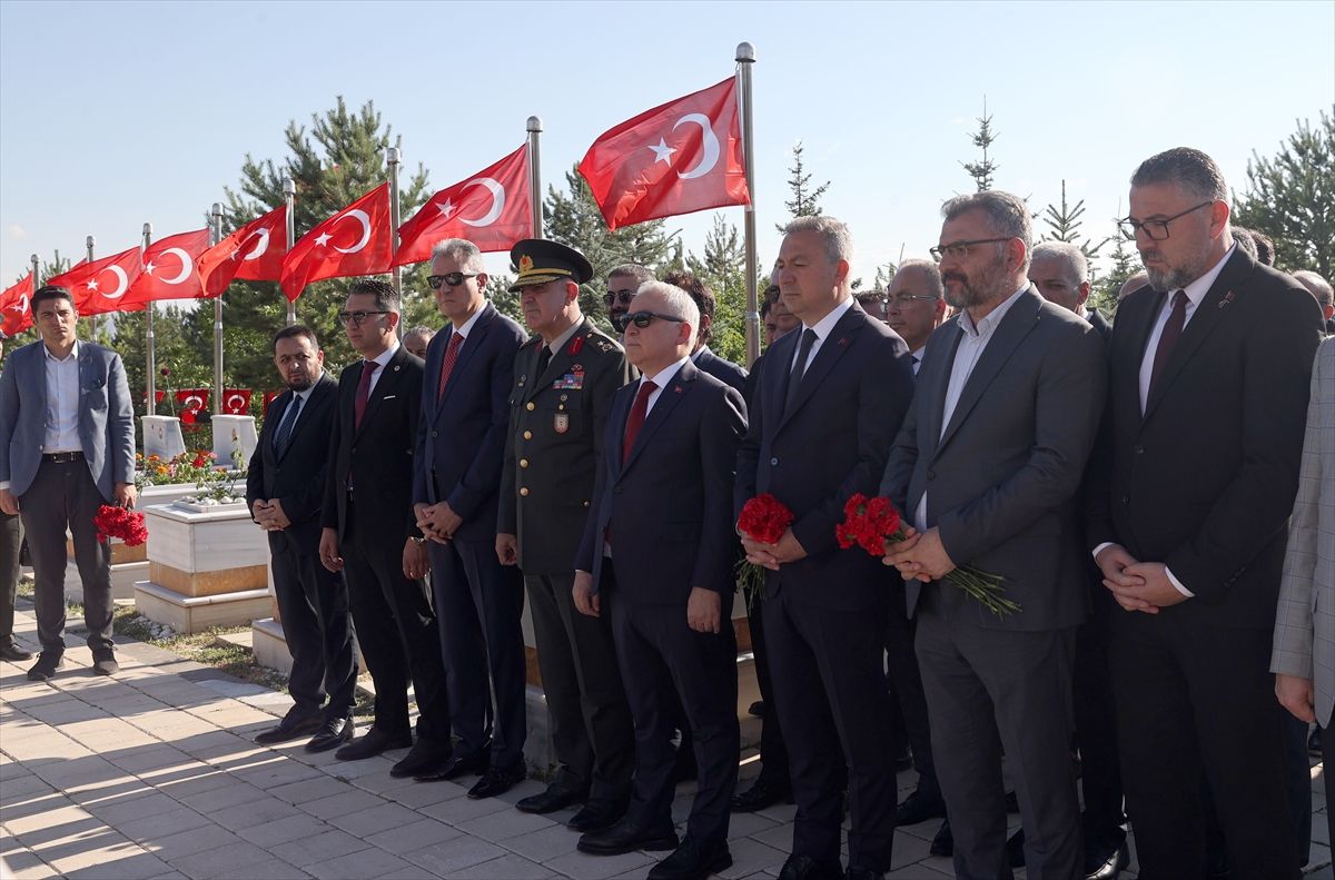 Sivas ve Kırıkkale’de 15 Temmuz şehitleri anıldı
