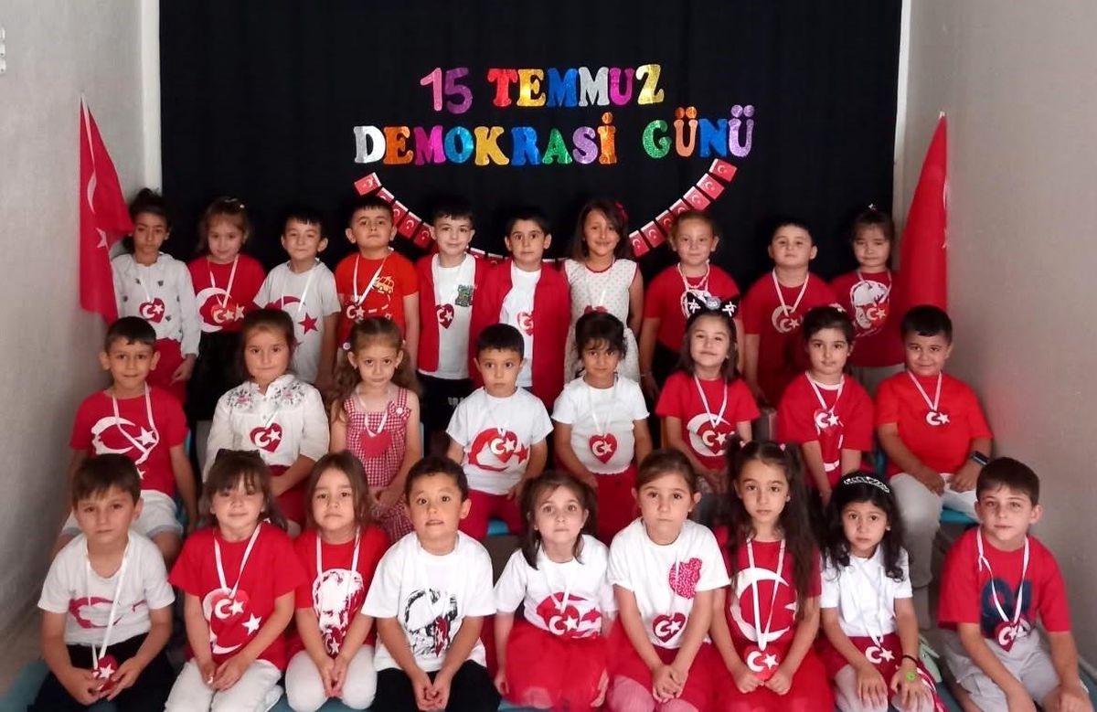 Tavşanlı’da Kur’an kursu öğrencilerinden 15 Temmuz anması