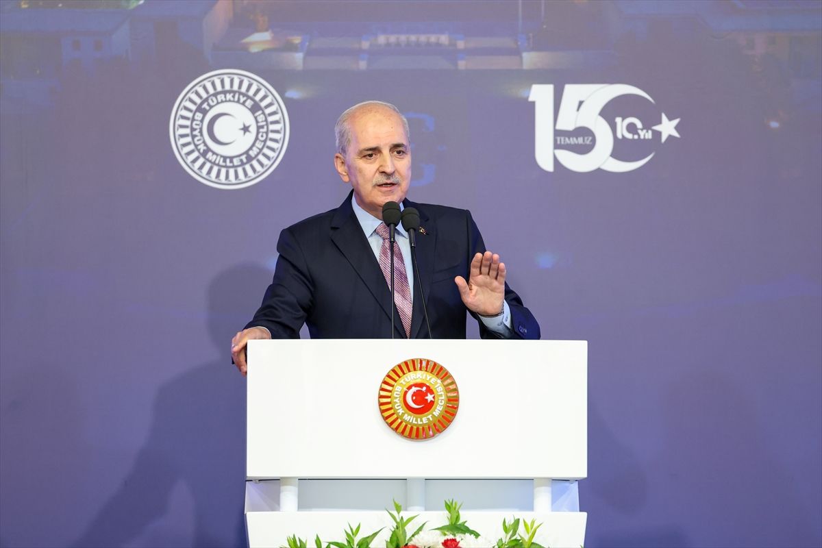 Kurtulmuş: 'Milletin 15 Temmuz Zaferi Darbe Geleneğini Tarihe Gömdü'