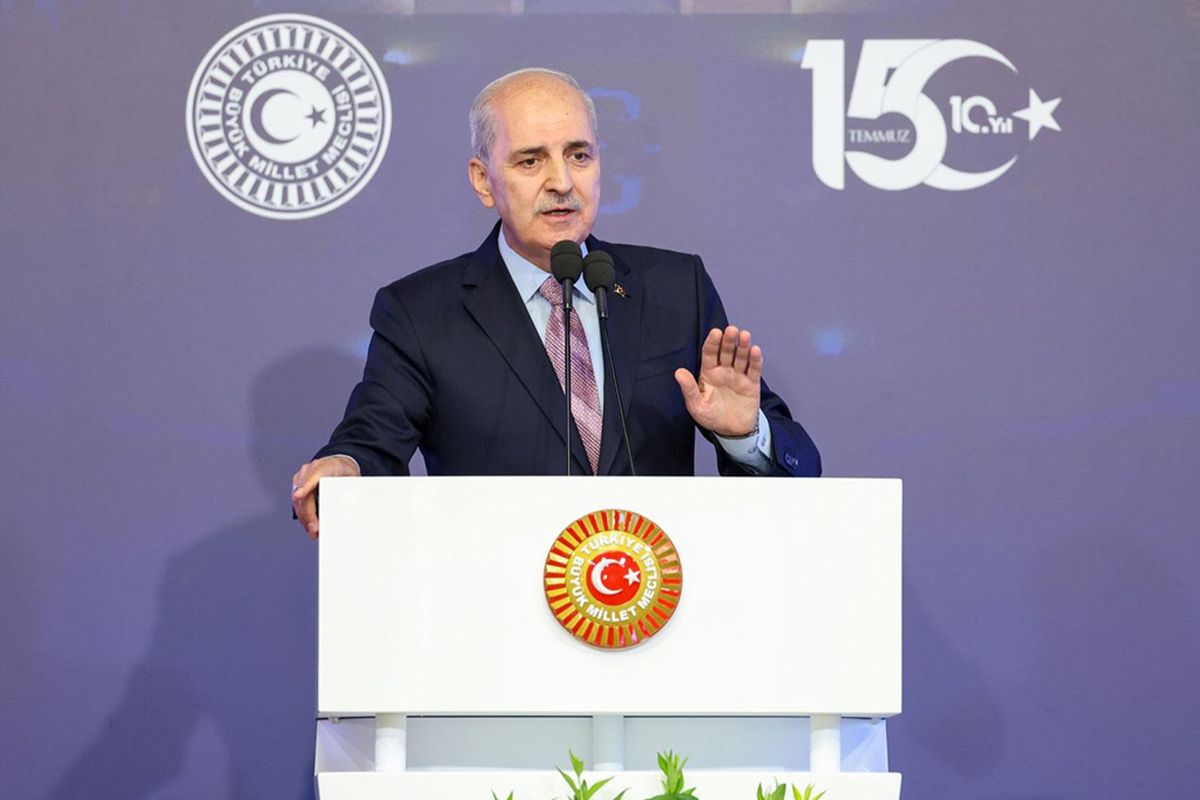 TBMM Başkanı Numan Kurtulmuş konuşma yaparken
