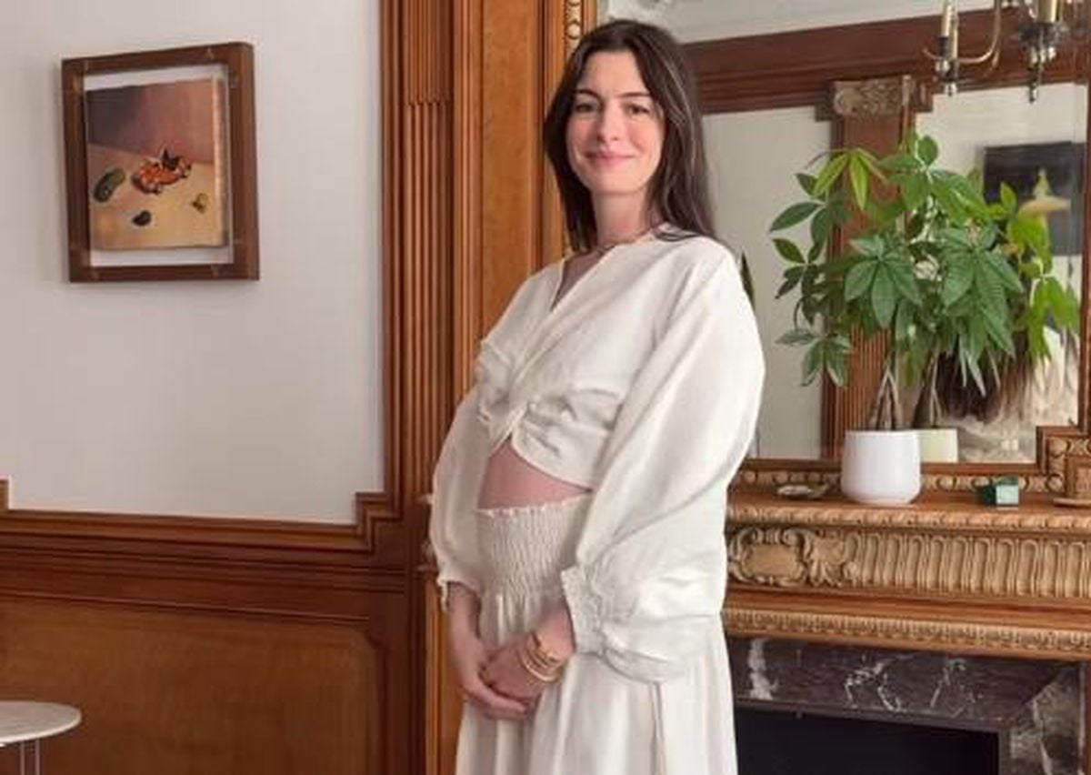 Anne Hathaway hamile mi?