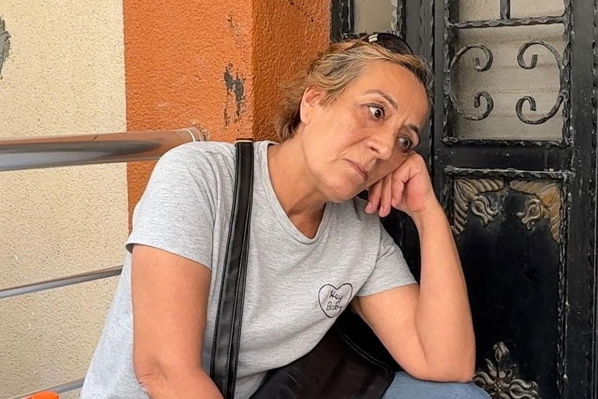 Avcılar'da kentsel dönüşüm isteyen daire sahibinden 14 saatlik oturma eylemi