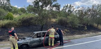 Edirne'de otomobilde çıkan yangın yol kenarındaki ağaçlara sıçradı