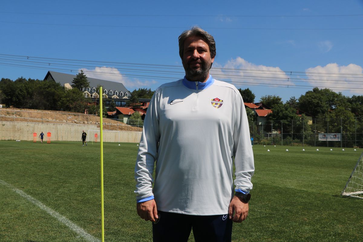Eyüpspor Teknik Direktörü Pulat: Bu hafta transfer sayısı 8-9'u bulacak