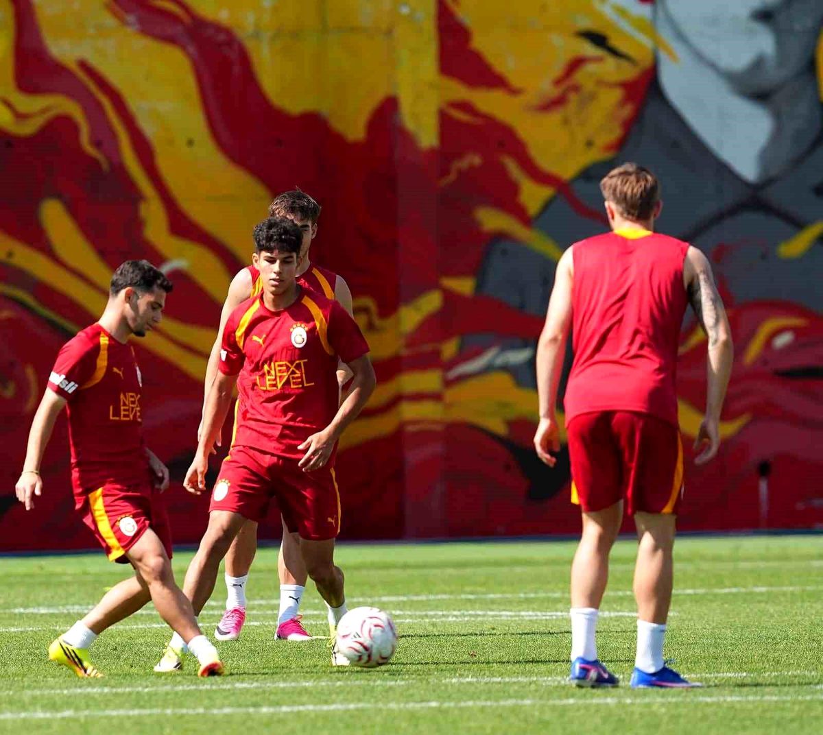 Galatasaray yeni sezon hazırlıklarına devam etti