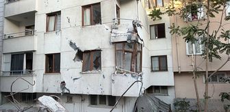 Küçükçekmece'de yıkımı süren bina bitişikteki apartmana yaslandı