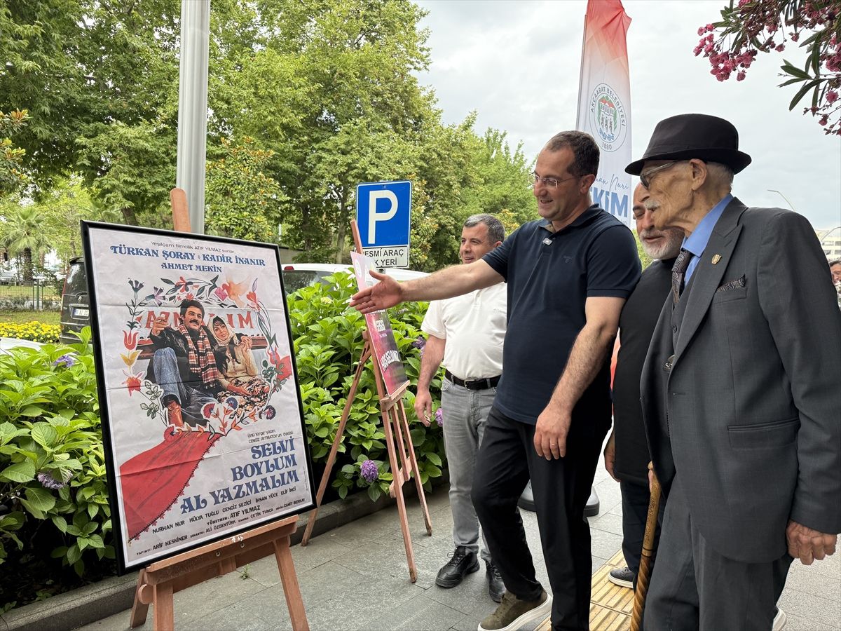 Trabzon'da 34. Uluslararası Akçaabat Müzik ve Halk Oyunları Festivali'nden bir görüntü.