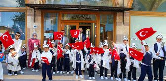 Uşak'ta toplu sünnet töreni yapıldı