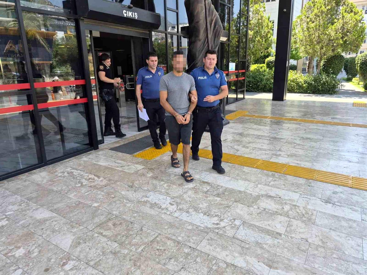 Alanya'da cinsel istismar ve telefon hırsızlığı iddiası: 1 şüpheli tutuklandı