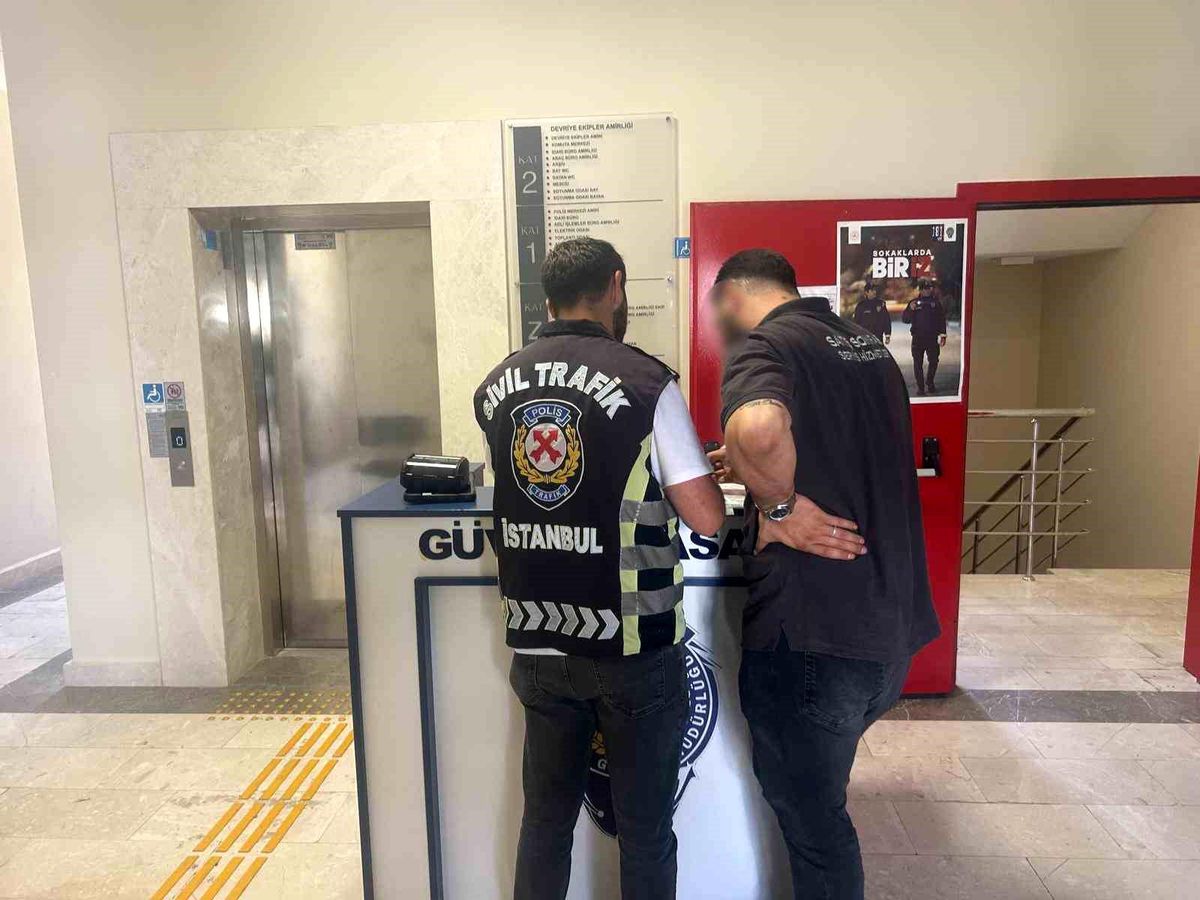 Ataşehir'de makas atan sürücüye 'sanal devriye' den rekor ceza