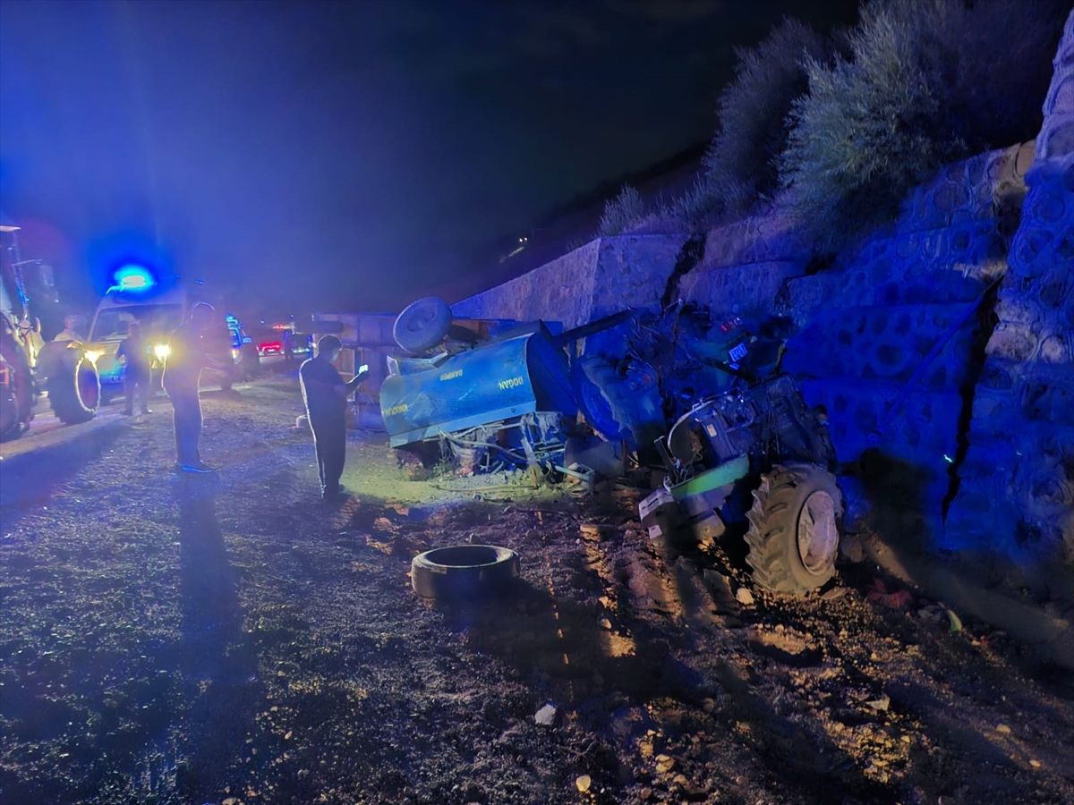 Bingöl'de devrilen traktörün sürücüsü öldü