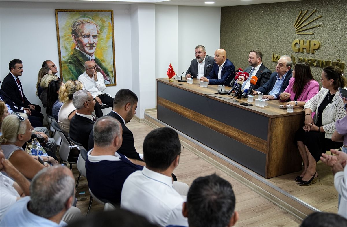 CHP Genel Sekreteri Nalbantoğlu, İzmir'de konuştu Açıklaması