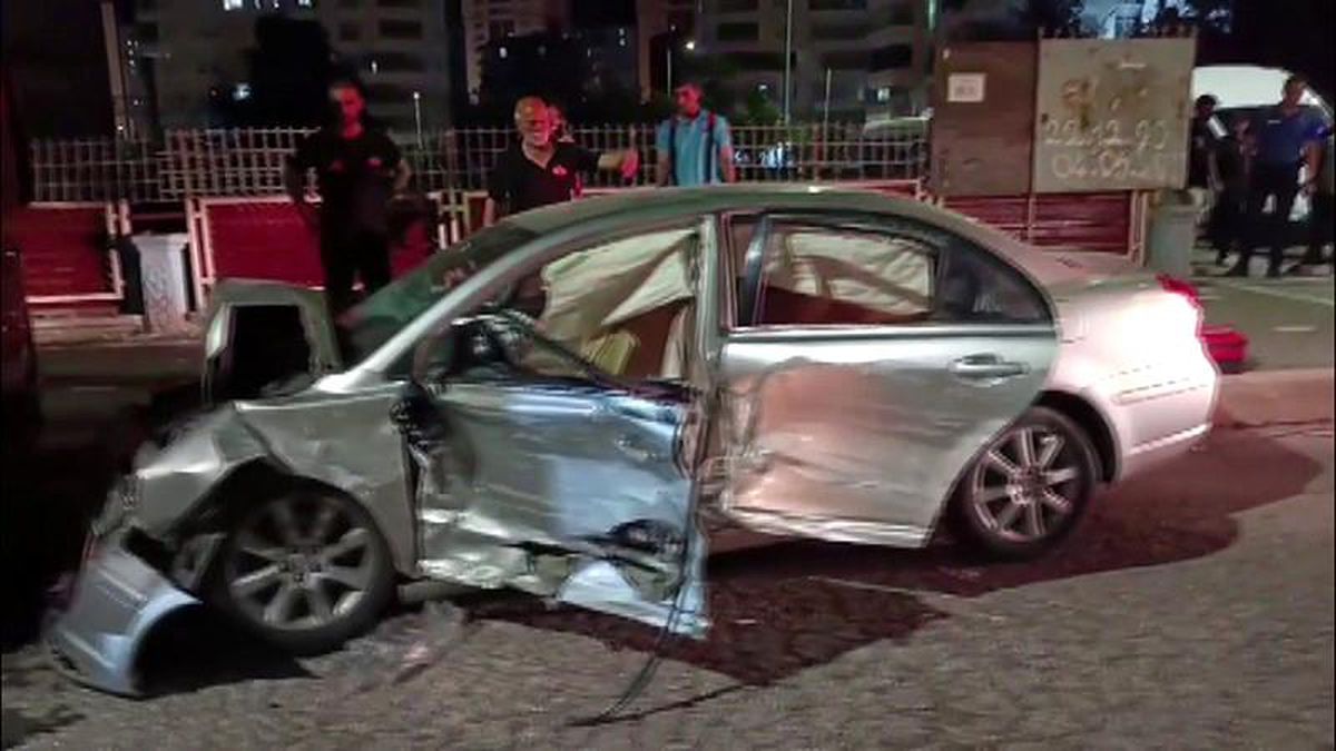 Diyarbakır'da zincirleme kaza: 3 yaralı