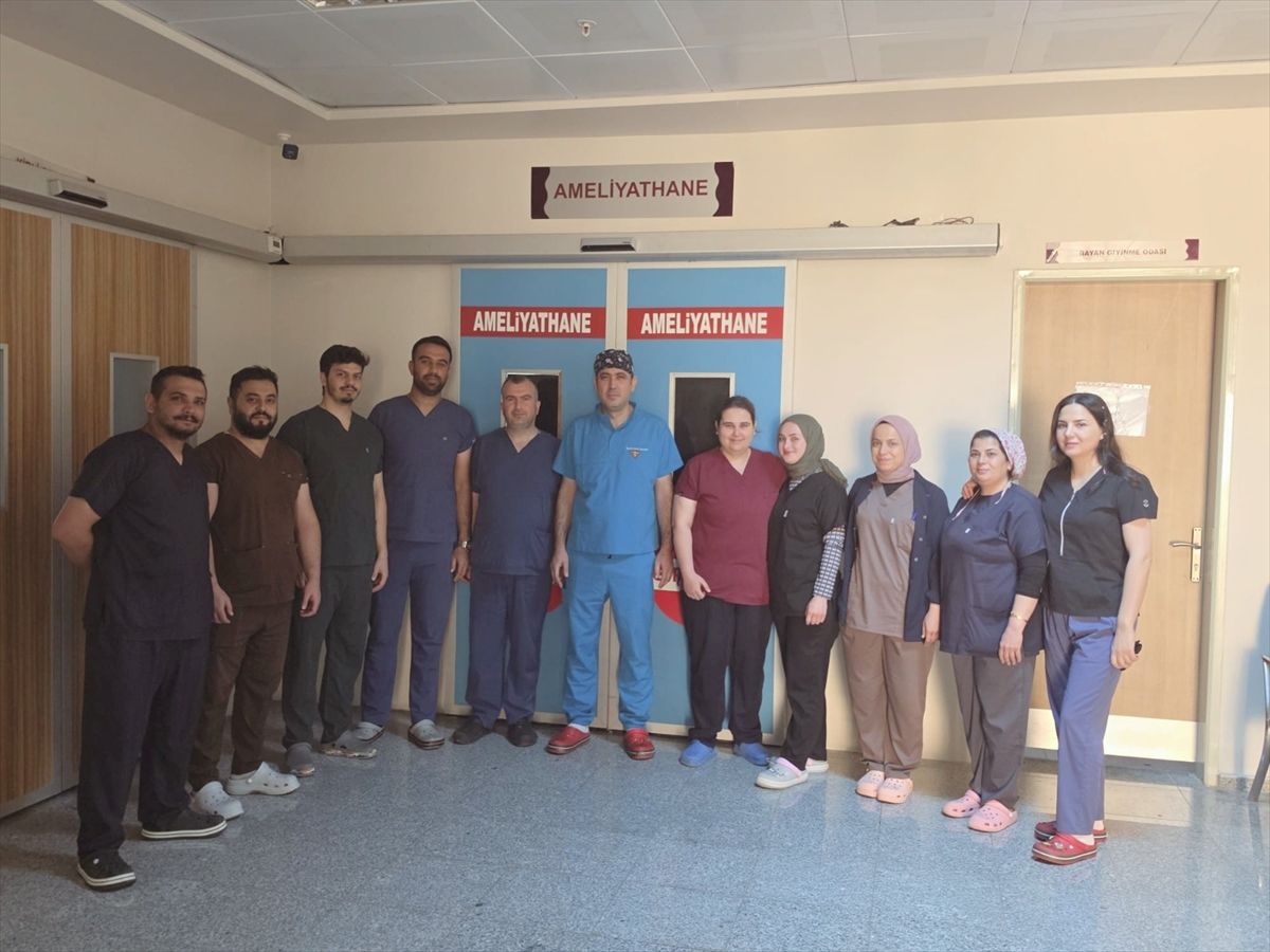 Gaziantep'te bir hastanın rahminden 2,5 kilogramlık miyom çıkarıldı