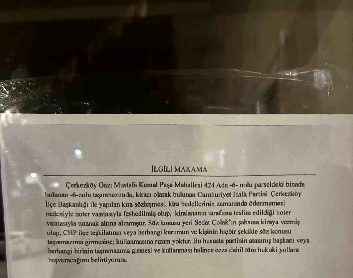 CHP Çerkezköy ilçe binası önünde yaşanan gerginlik