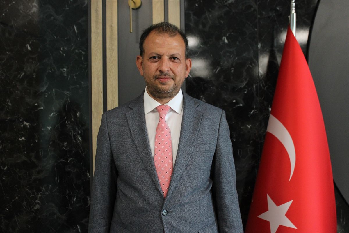Kastamonu'da vakfın hayır şartı kapsamında hastalara meyve ikram edildi