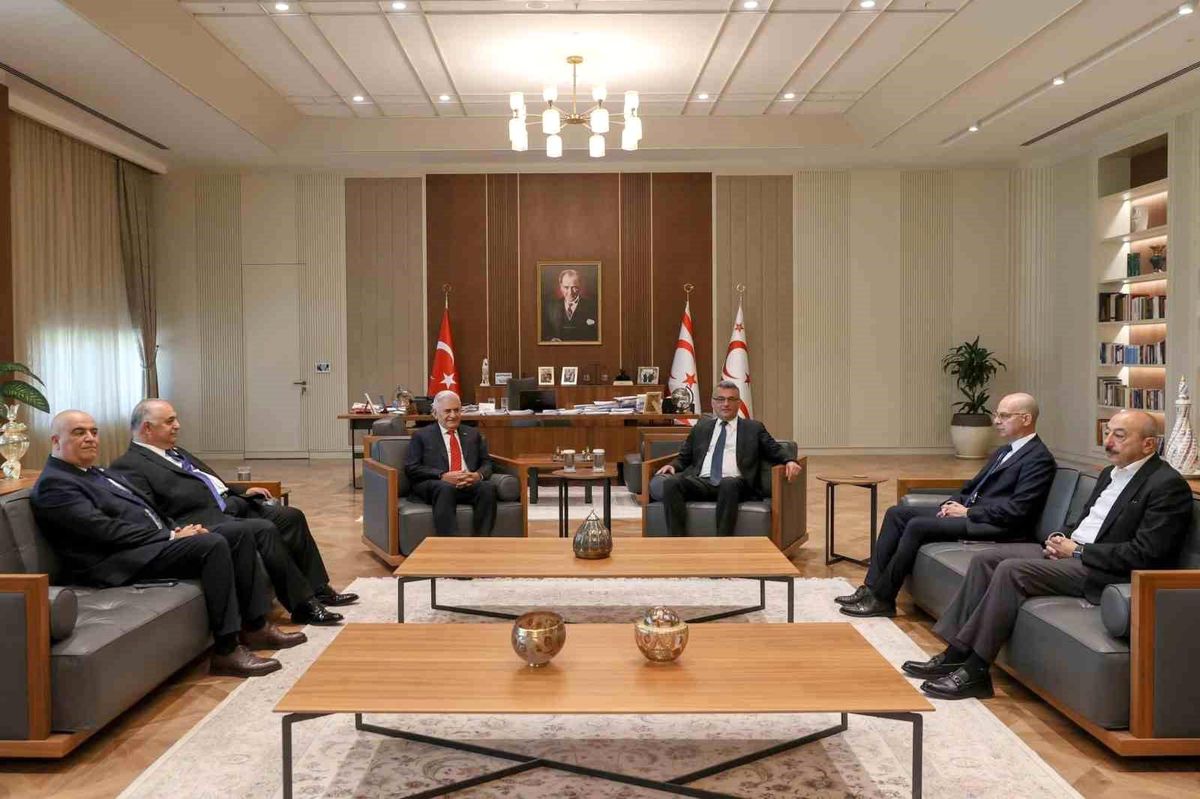 KKTC Cumhurbaşkanı Erhürman, TDT Aksakallar Konseyi Başkanı Binali Yıldırım ile görüştü