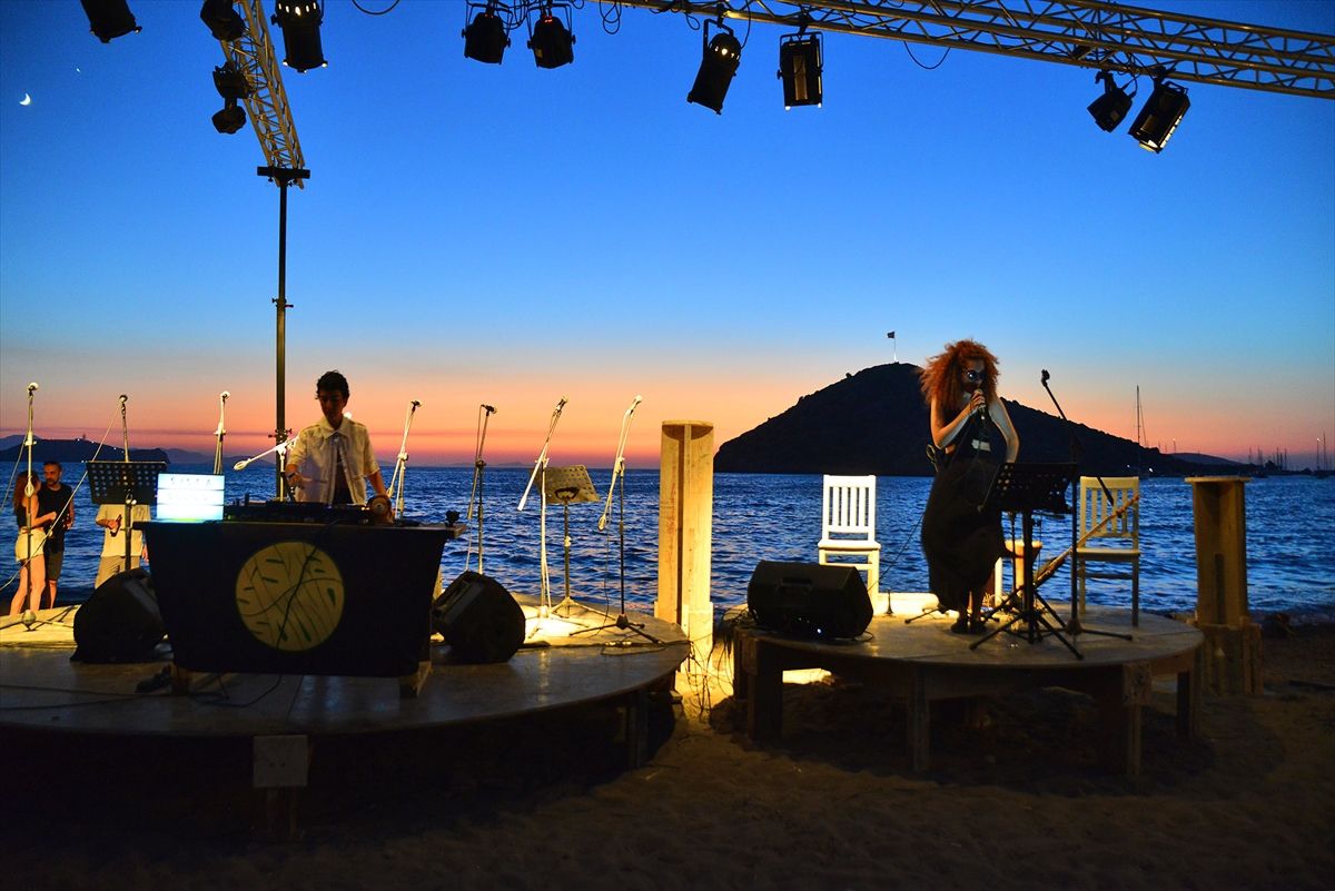 23. Gümüşlük Müzik Festivali, Peradi Ensemble ve Sista Sound konserleriyle başladı