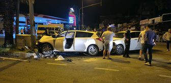 Adana'da iki otomobilin çarpışması sonucu 1 kişi yaralandı