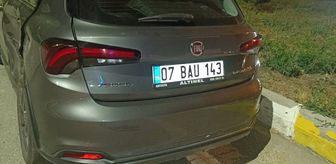 Afyonkarahisar'da kamyonet ile otomobilin çarpıştığı kazada 4 kişi yaralandı