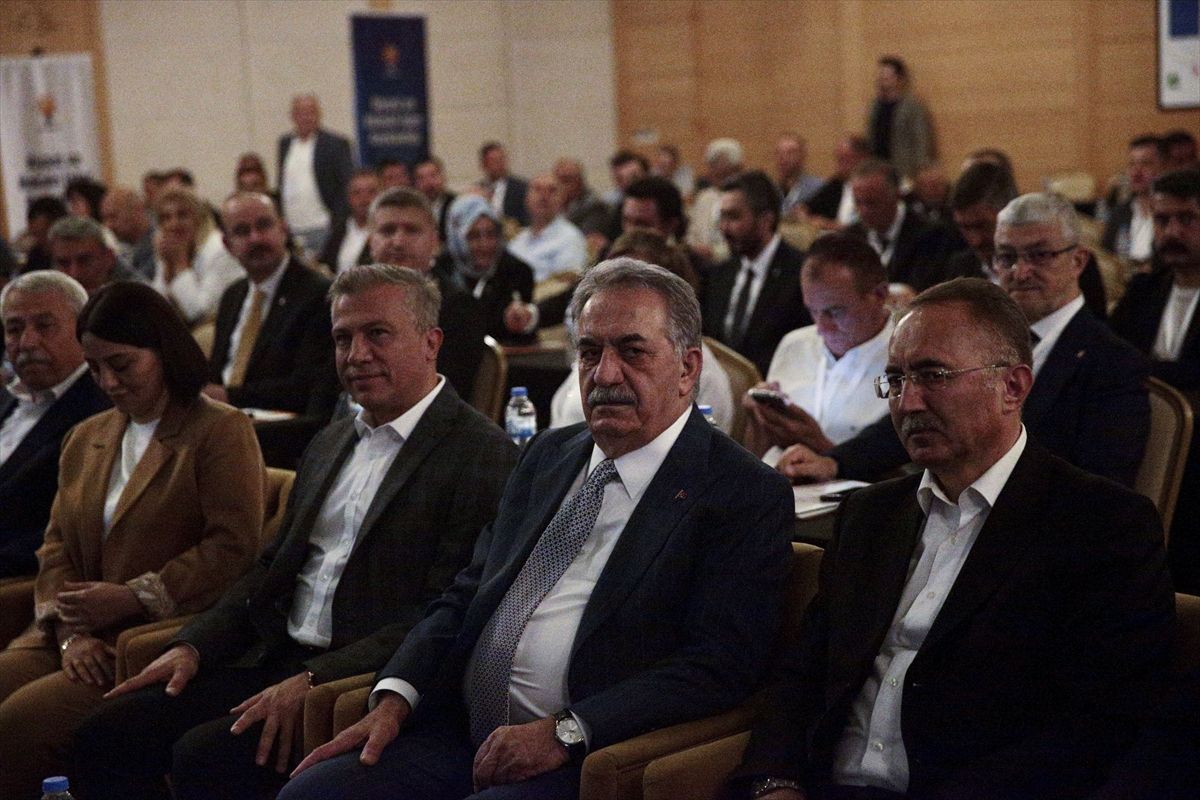 AK Parti'den 'yepyeni anayasa' vurgusu: Millet karar verecek